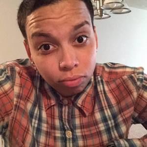 Meet your Posher, Avery